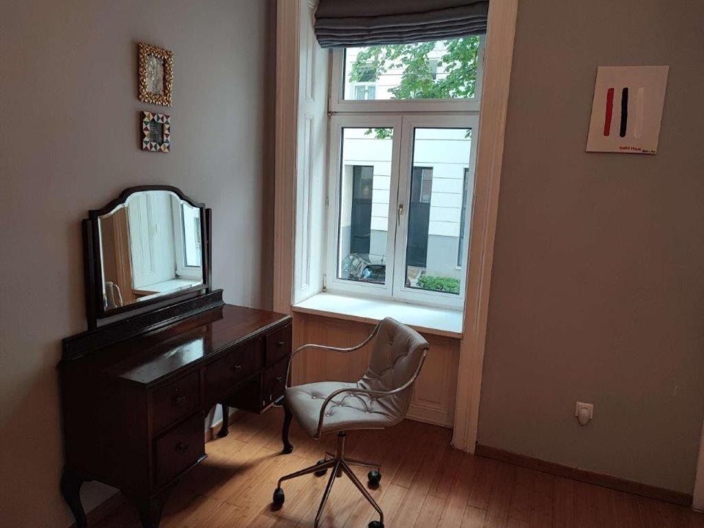 Central Vienna Apartment With Unique 40M2 City Garden & Self Check In 외부 사진