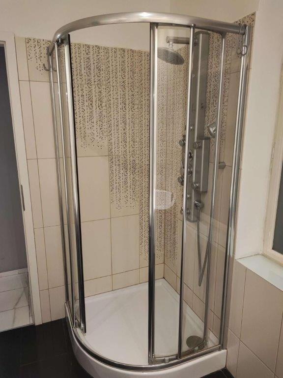 Central Vienna Apartment With Unique 40M2 City Garden & Self Check In 외부 사진