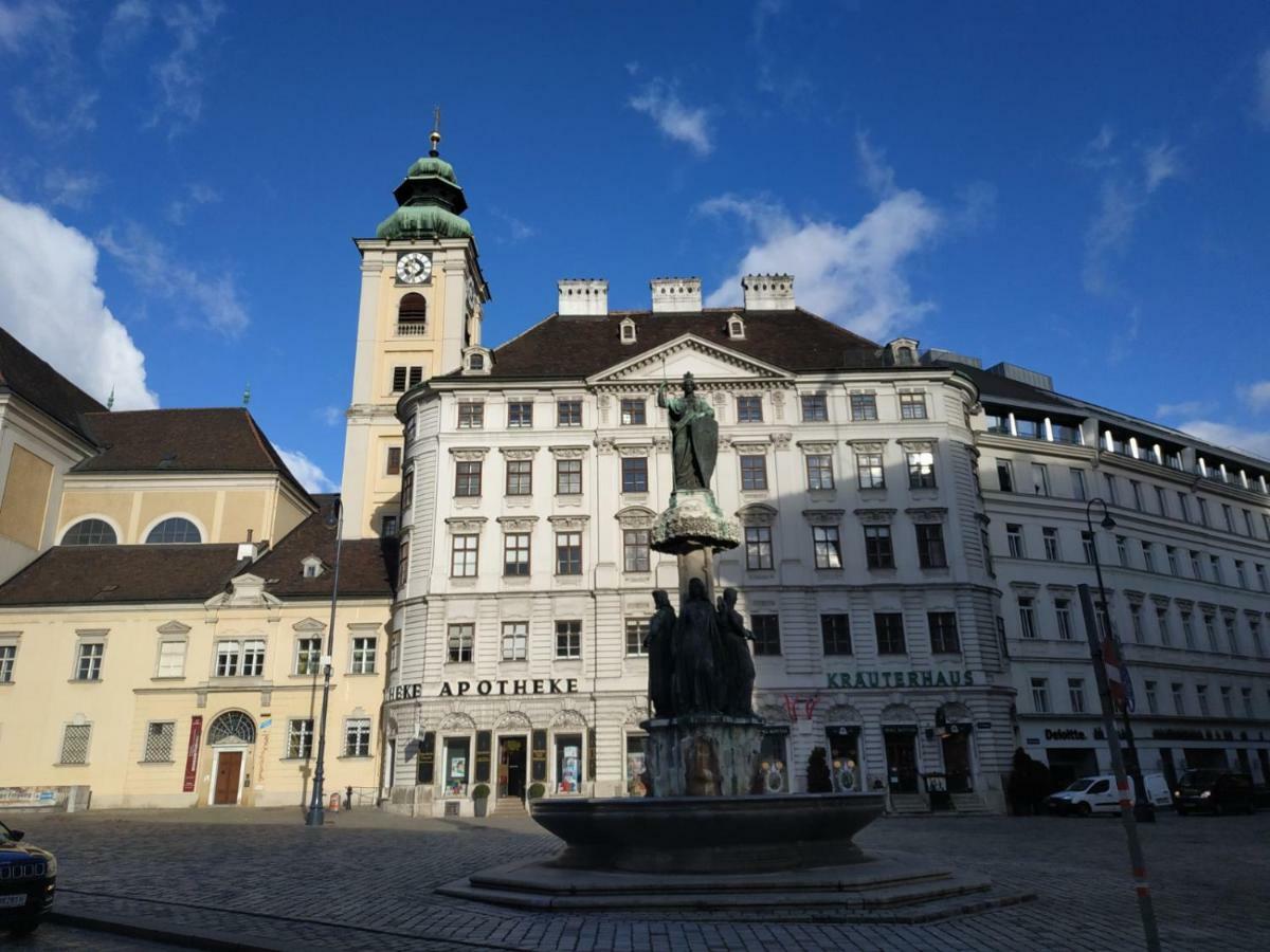 Central Vienna Apartment With Unique 40M2 City Garden & Self Check In 외부 사진